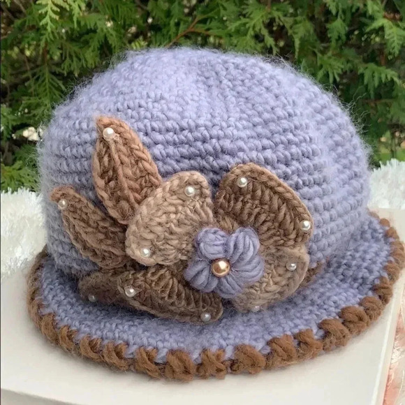 Knit Lavender Hat w/ Flower - Picture 1 of 6